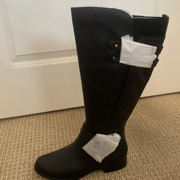 Naturalizer Black Leather Boots 6 - Picture 5 of 6